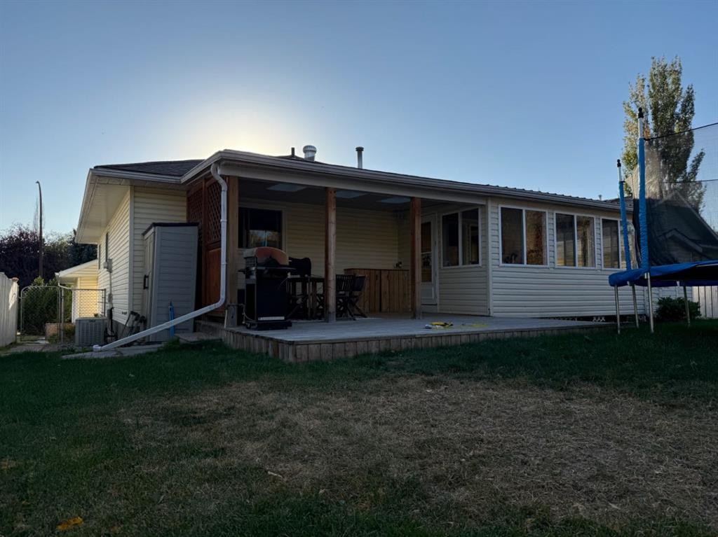1148 Newcastle Road, Drumheller, AB