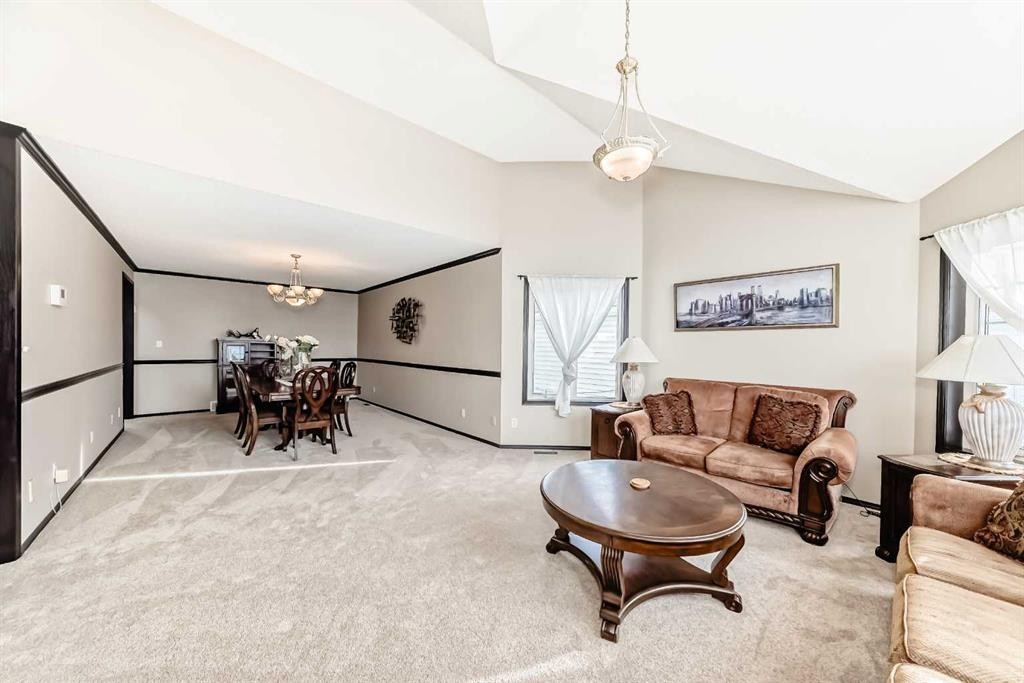 5 Chinook Crescent, Beiseker, AB - Indoor Photo Showing Other Room