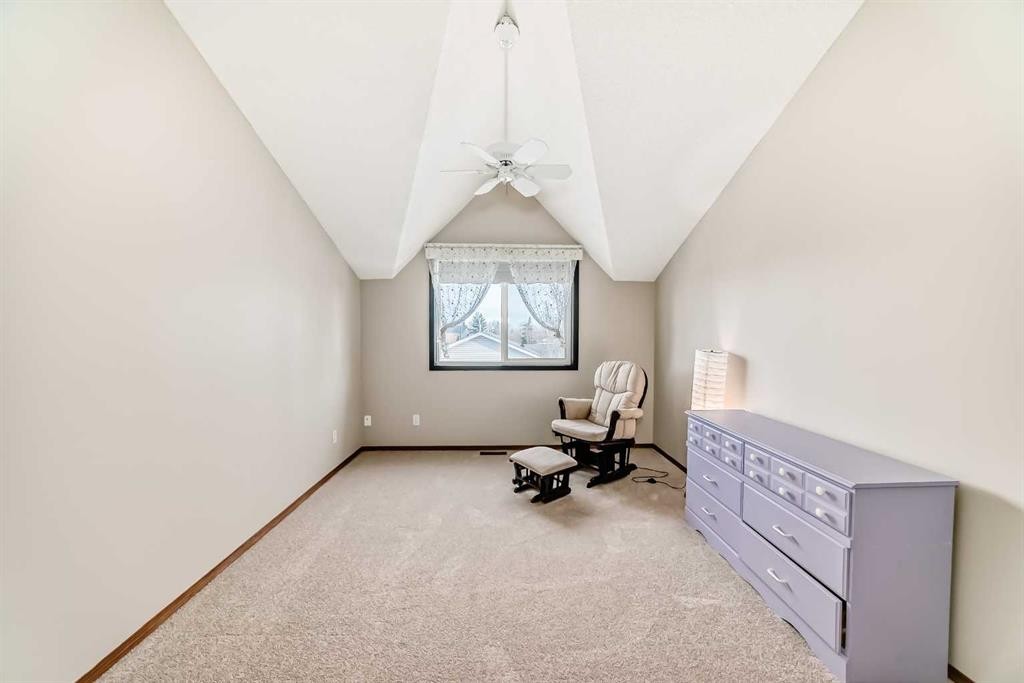 5 Chinook Crescent, Beiseker, AB - Indoor Photo Showing Other Room