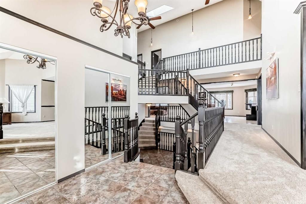 5 Chinook Crescent, Beiseker, AB - Indoor Photo Showing Other Room