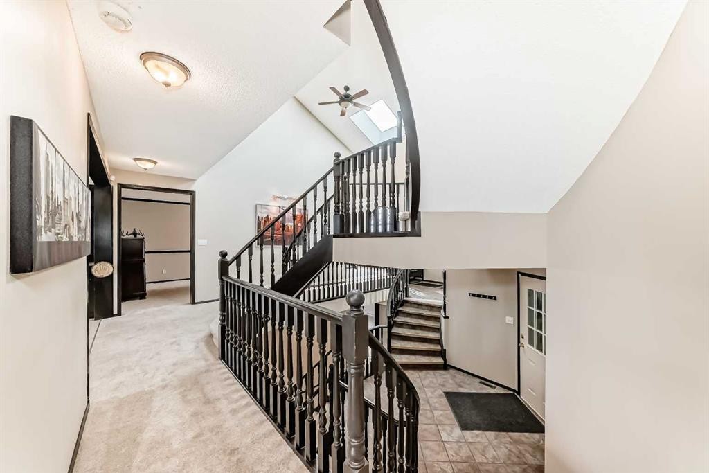 5 Chinook Crescent, Beiseker, AB - Indoor Photo Showing Other Room