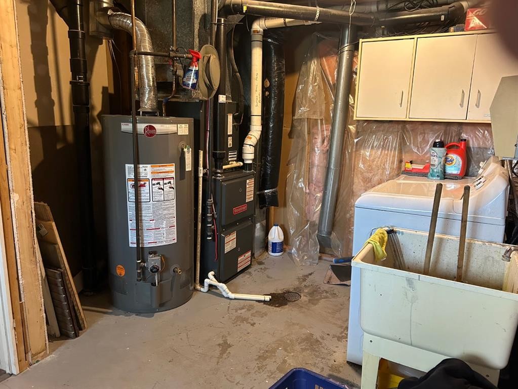 44 Wildrose Crescent West, Brooks, AB - Indoor Photo Showing Basement