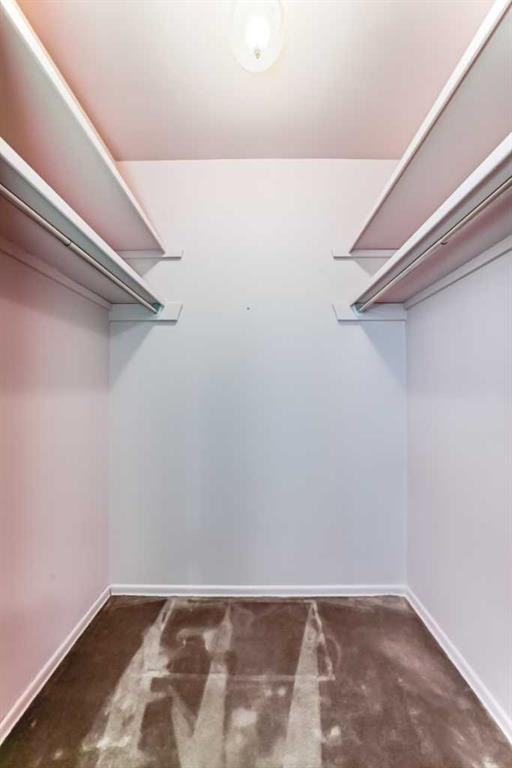 6623 Lethbridge Crescent Sw, Calgary, AB - Indoor With Storage