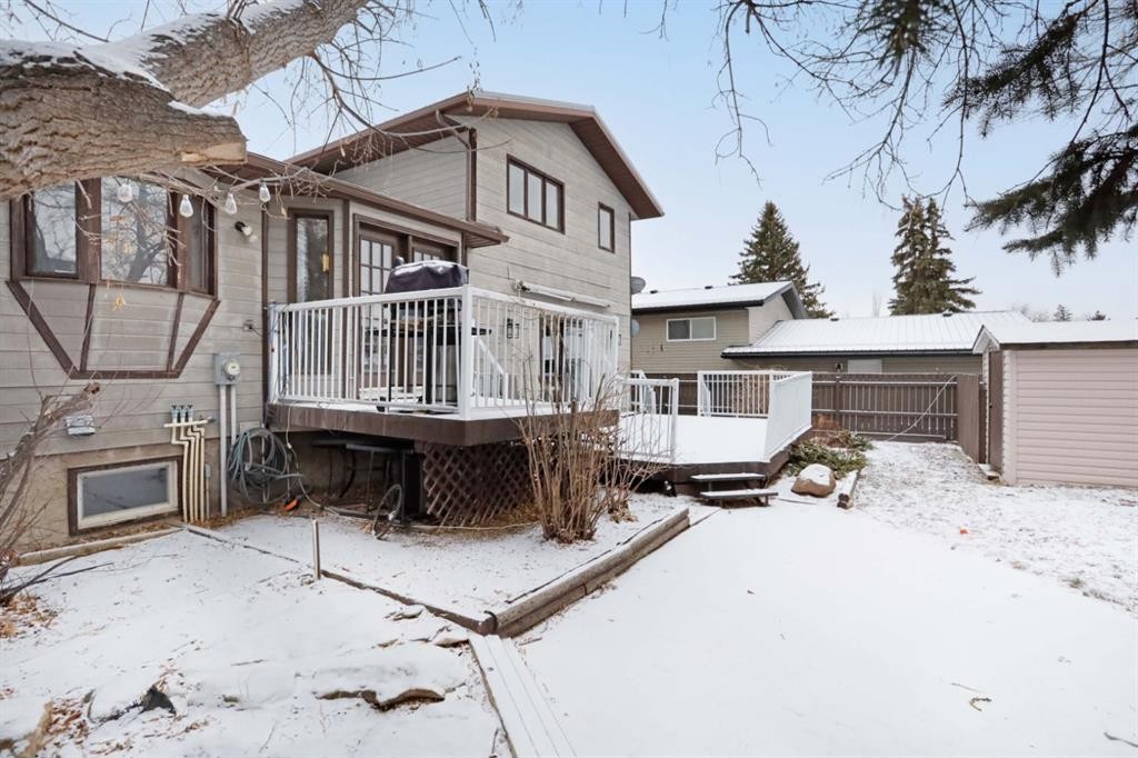 5 Fairview Crescent East, Brooks, AB - Outdoor With Deck Patio Veranda With Exterior