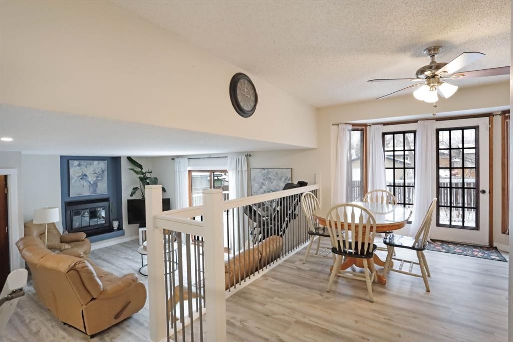 5 Fairview Crescent East, Brooks, AB - Indoor With Fireplace