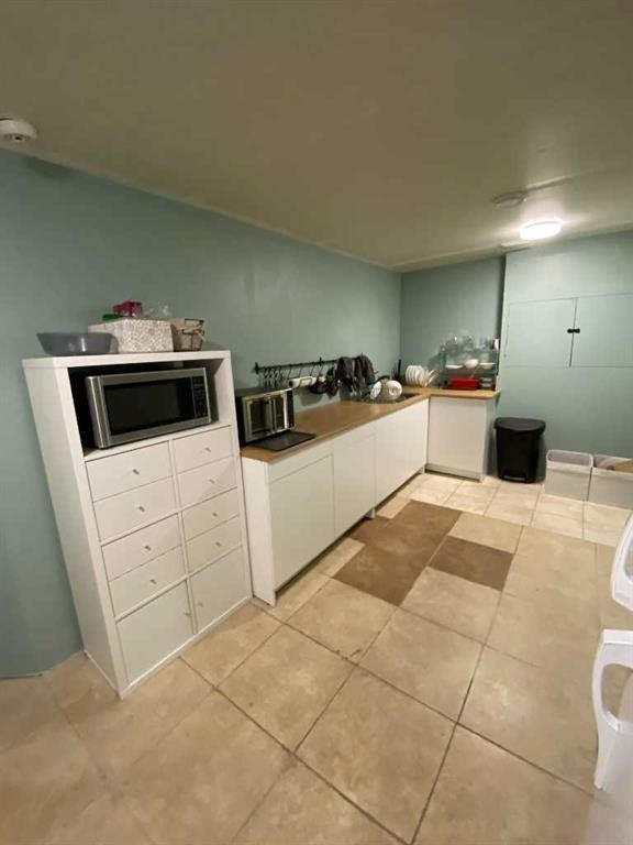 12 Pleasant Park Place West, Brooks, AB - Indoor Photo Showing Laundry Room