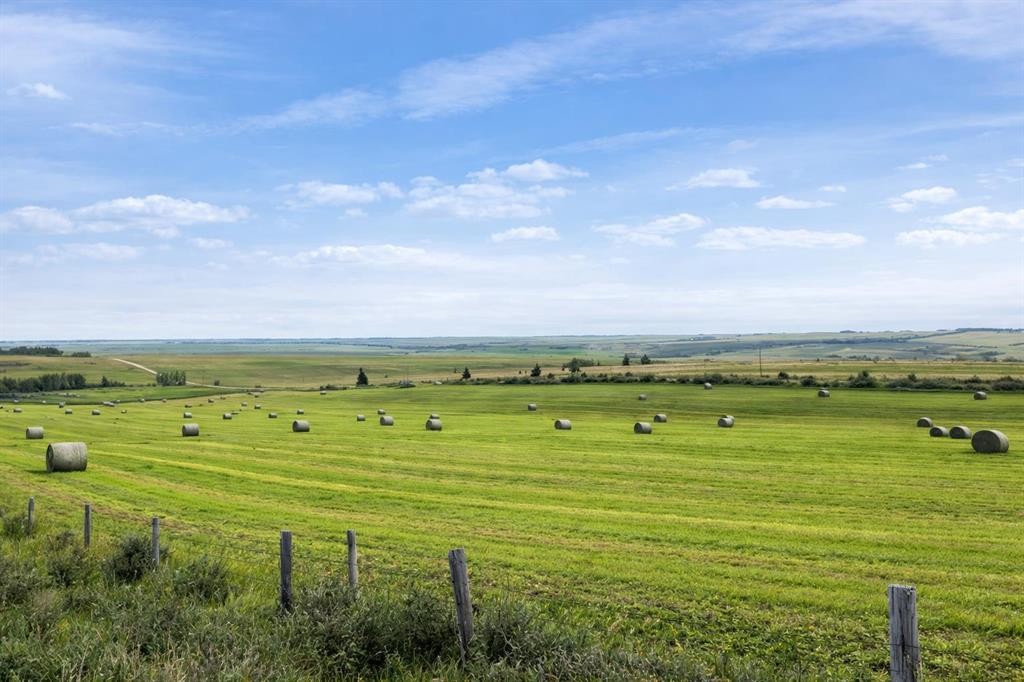 271109 50 Range Road, Cochrane, AB