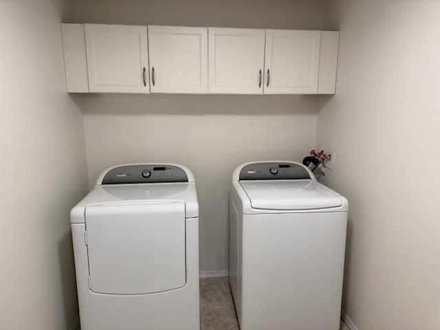 830 Birchwood Close, Drumheller, AB - Indoor Photo Showing Laundry Room