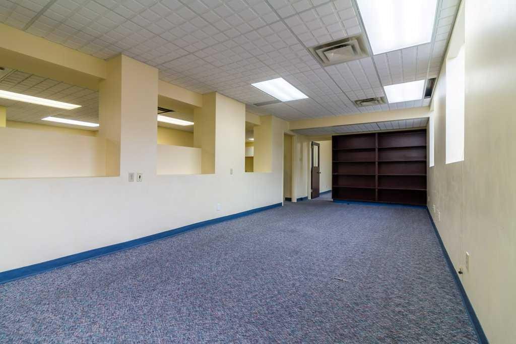 505 7 Street South, Lethbridge, AB