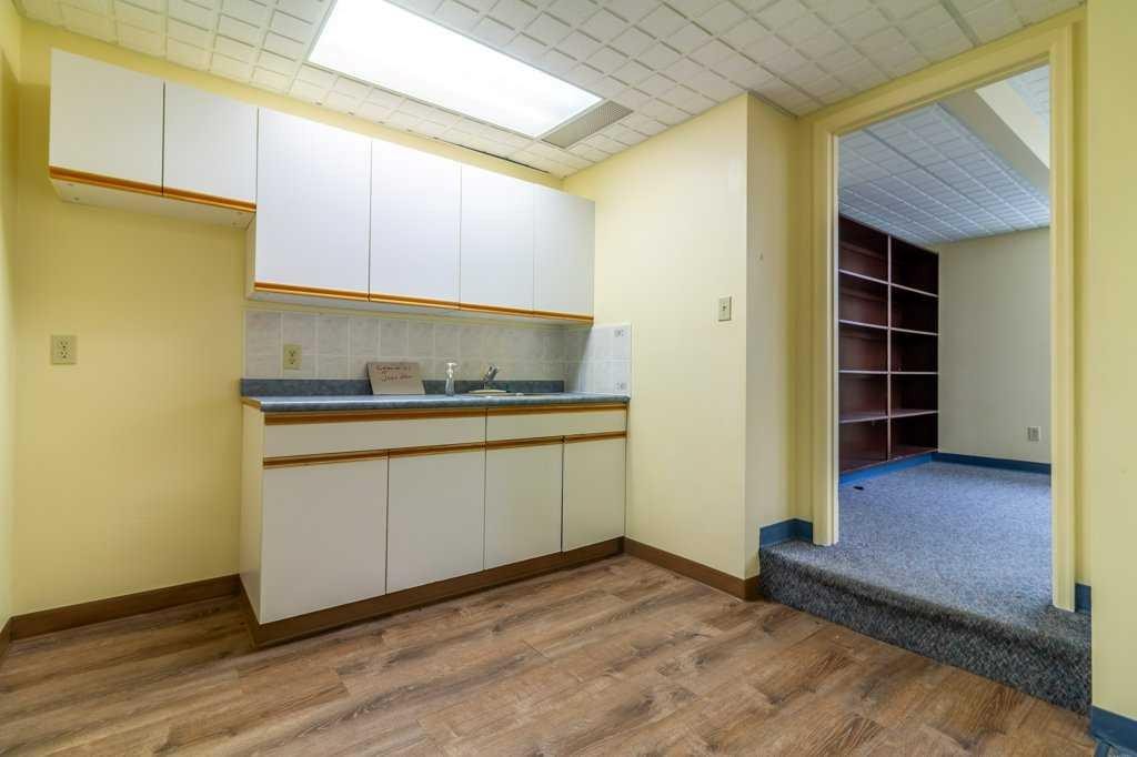 505 7 Street South, Lethbridge, AB