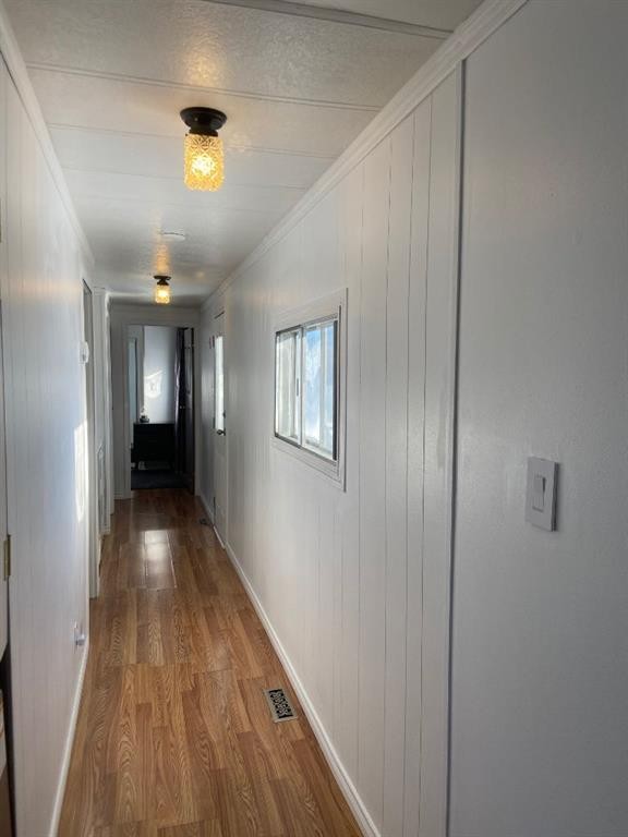 220 1 Avenue Se, Youngstown, AB - Indoor Photo Showing Other Room