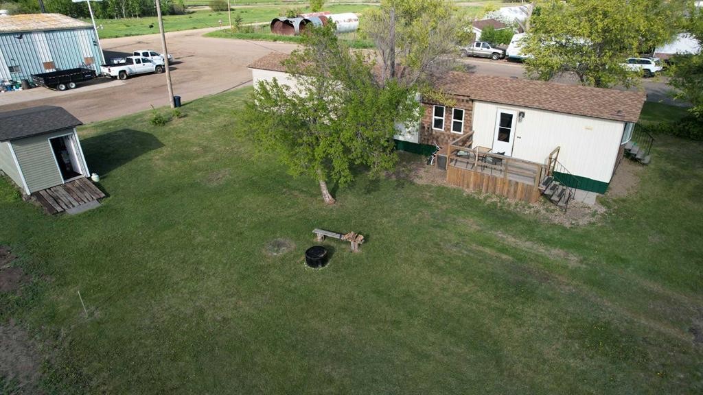 220 1 Avenue Se, Youngstown, AB - Outdoor