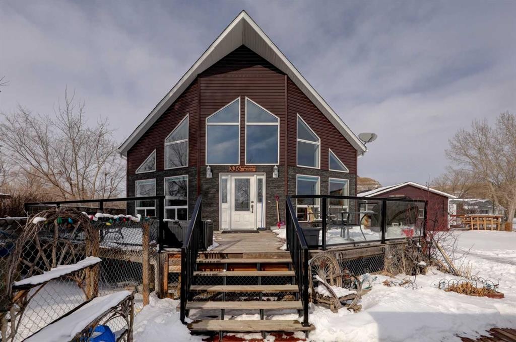 336 Mabbott Road, Drumheller, AB - Outdoor With Deck Patio Veranda