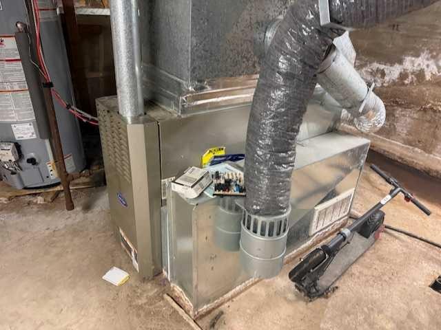 899 3 Avenue West, Drumheller, AB - Indoor Photo Showing Basement