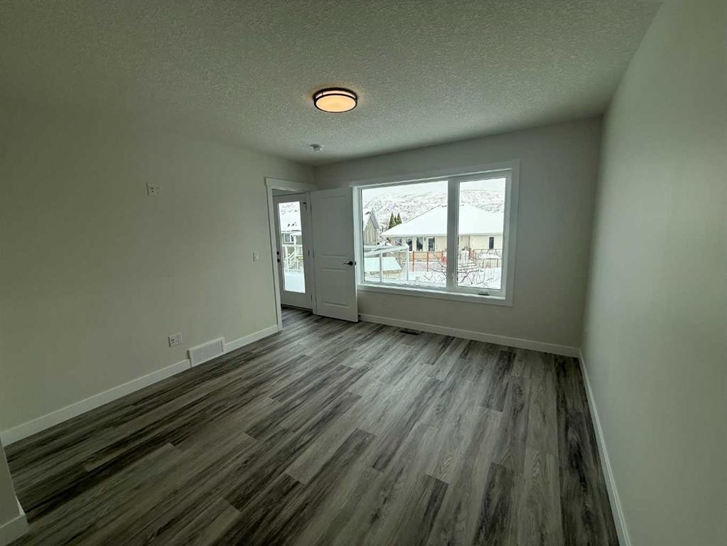 22 Garden Way, Drumheller, AB - Indoor Photo Showing Other Room