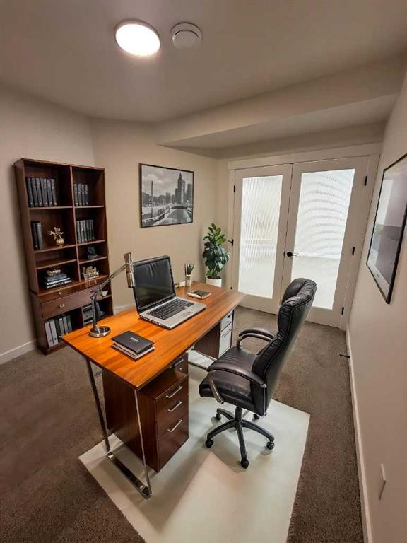22 Garden Way, Drumheller, AB - Indoor Photo Showing Office