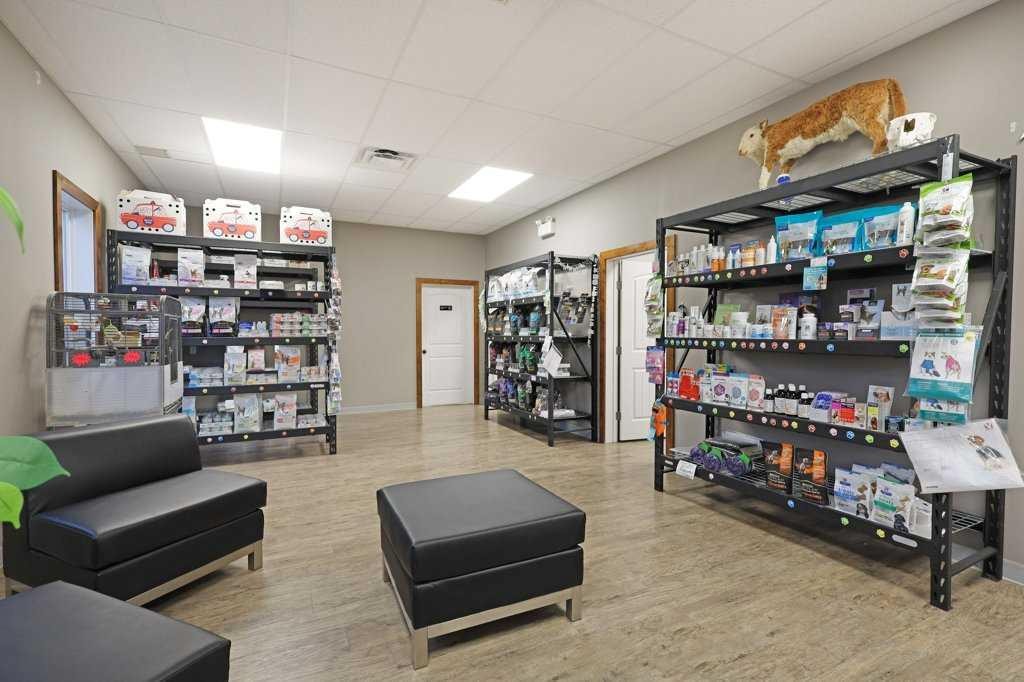 50 Upland Boulevard West, Brooks, AB