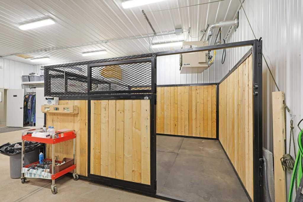 50 Upland Boulevard West, Brooks, AB