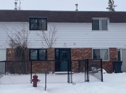 307 8 Avenue Bassano, AB T0J 0B0