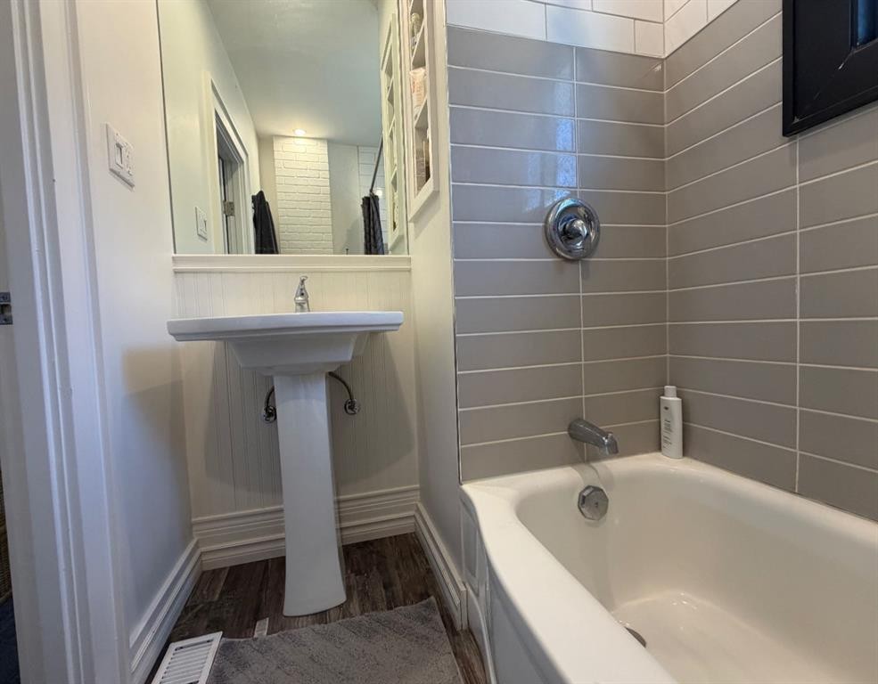 541 3 Avenue West, Drumheller, AB