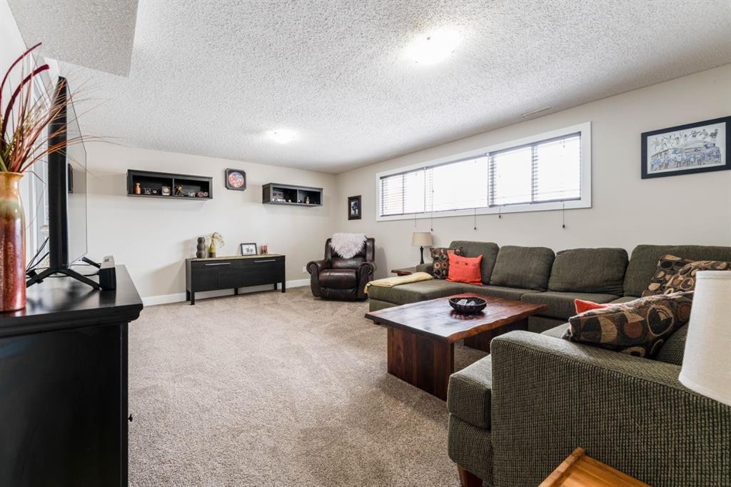248 5 Street, Drumheller, AB