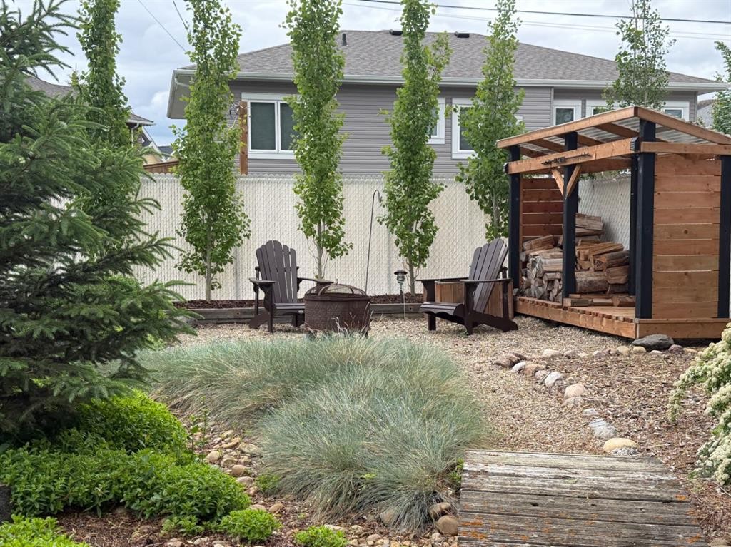 248 5 Street, Drumheller, AB