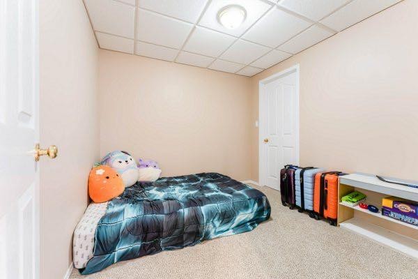 85 Michichi Drive, Drumheller, AB - Indoor Photo Showing Bedroom