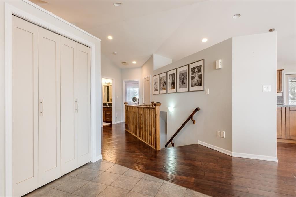 651 Greene Close, Drumheller, AB - Indoor Photo Showing Other Room