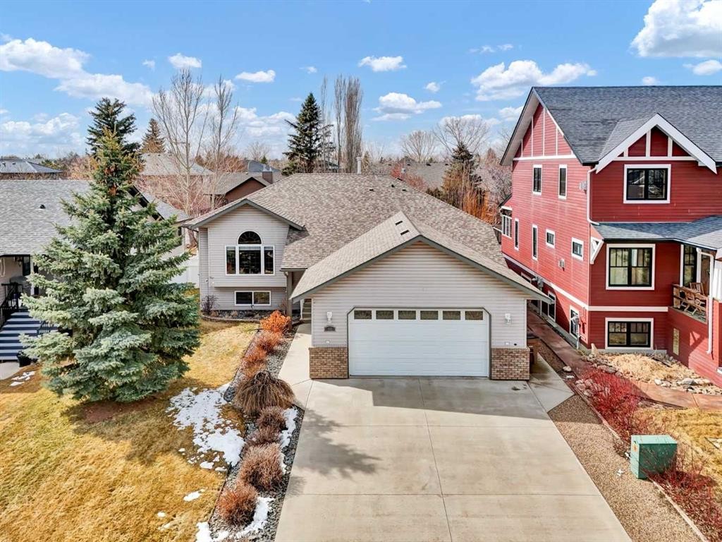 99 Greystone Close, Brooks, AB - Outdoor With Facade