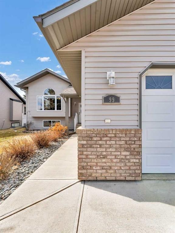 99 Greystone Close, Brooks, AB - Outdoor With Exterior