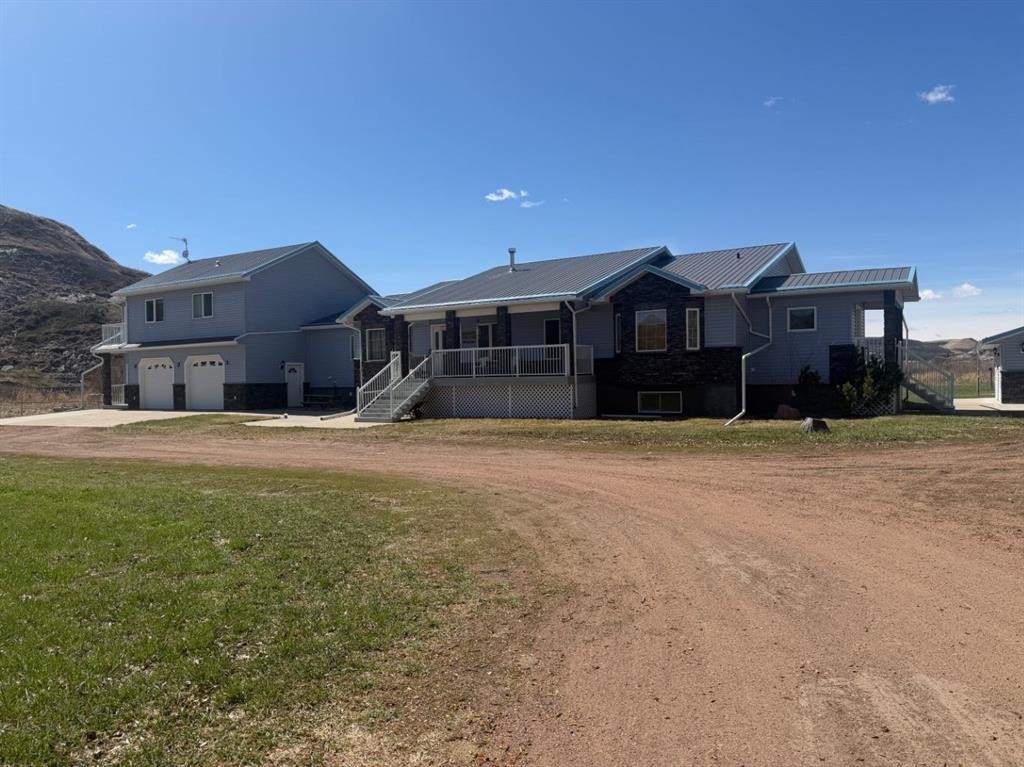 765 Excelsior Avenue, Drumheller, AB - Outdoor With Deck Patio Veranda