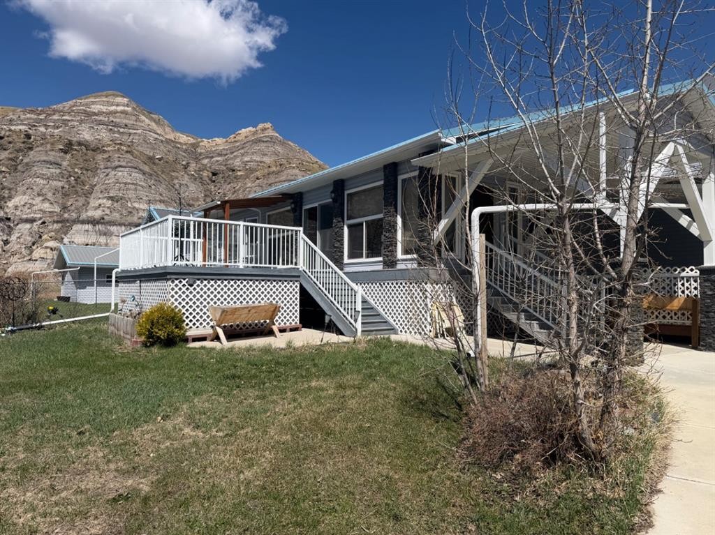 765 Excelsior Avenue, Drumheller, AB - Outdoor With Deck Patio Veranda