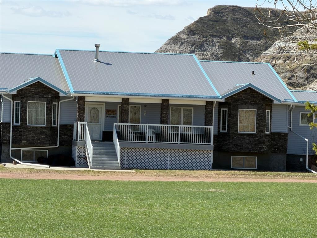 765 Excelsior Avenue, Drumheller, AB - Outdoor With Deck Patio Veranda