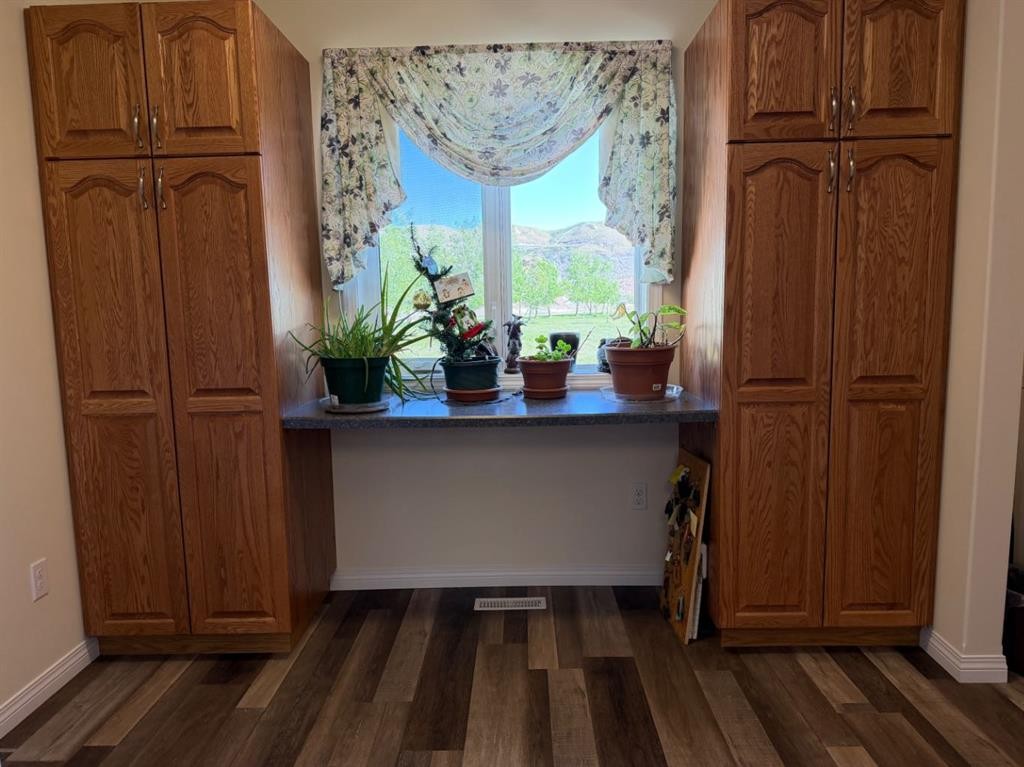 765 Excelsior Avenue, Drumheller, AB - Indoor Photo Showing Other Room