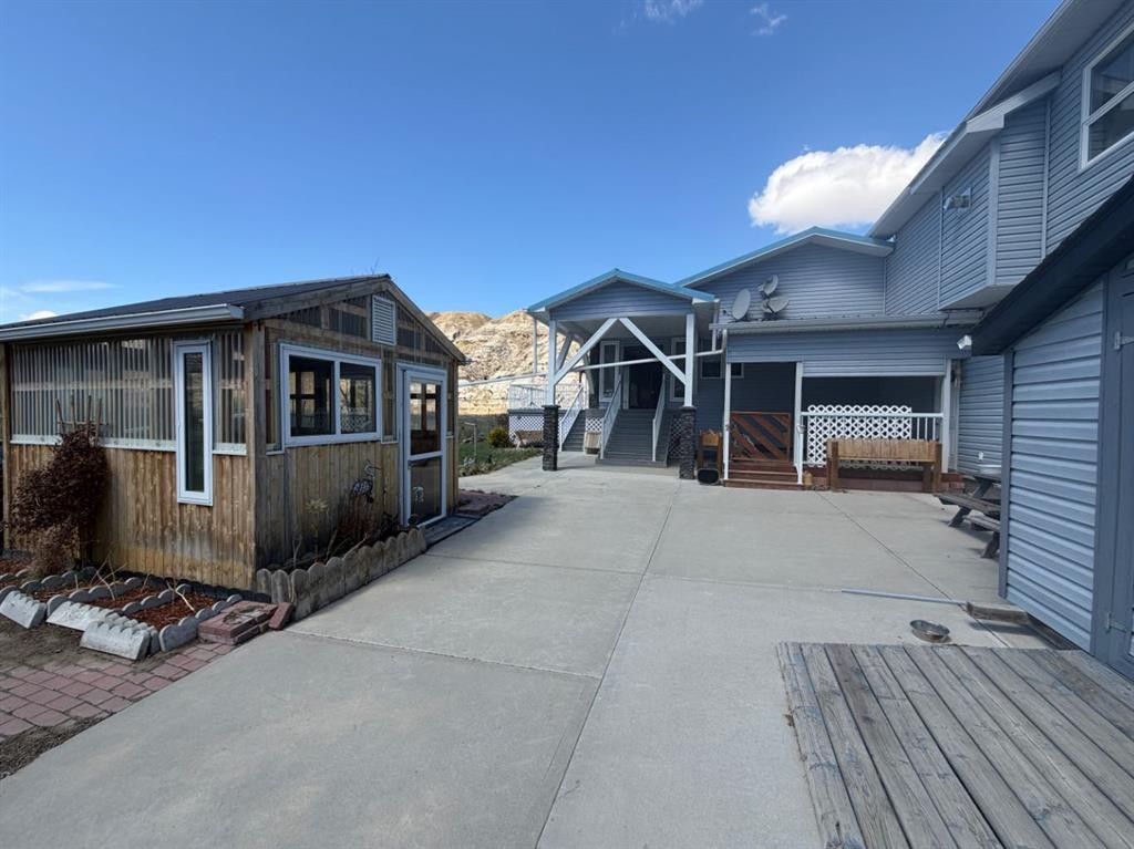 765 Excelsior Avenue, Drumheller, AB - Outdoor With Deck Patio Veranda