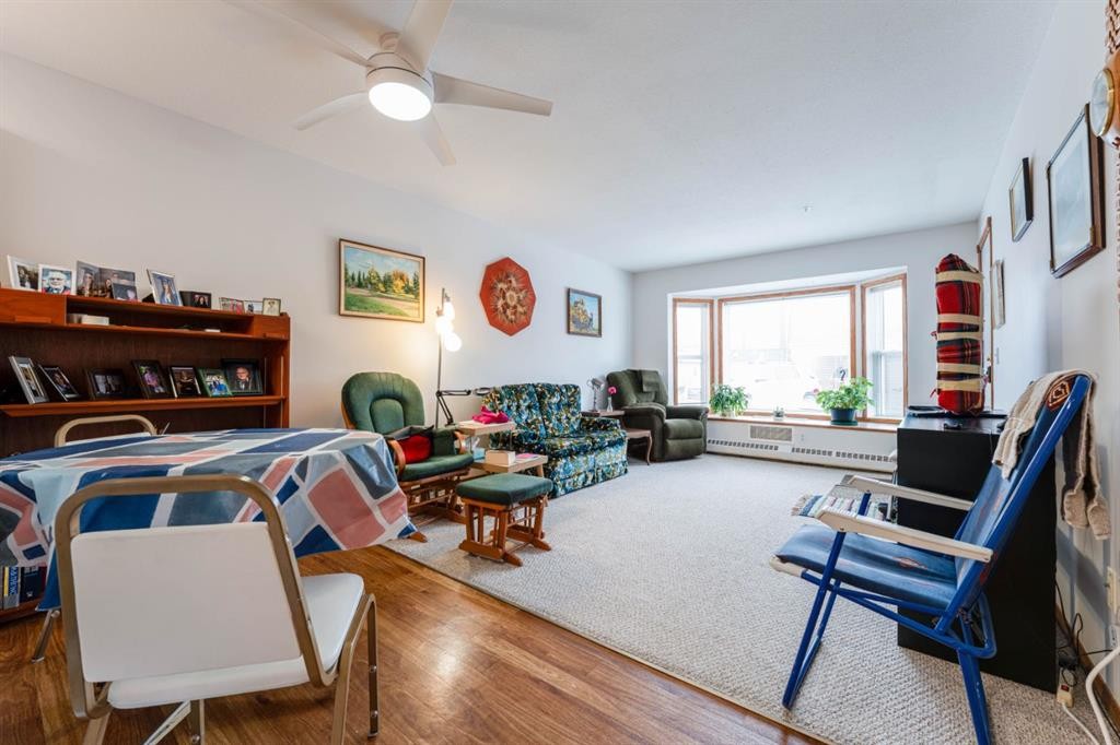 108-190 3 Avenue, Drumheller, AB - Indoor