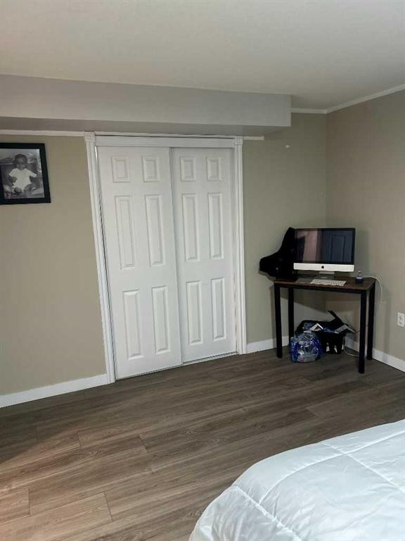 1708 2Nd Avenue East, Brooks, AB - Indoor