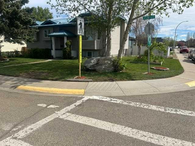 144 Upland Boulevard West, Brooks, AB - Outdoor