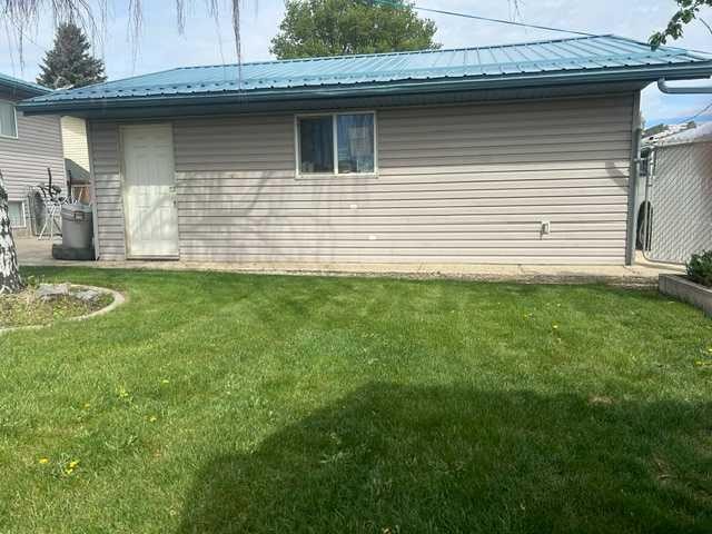 144 Upland Boulevard West, Brooks, AB - Outdoor