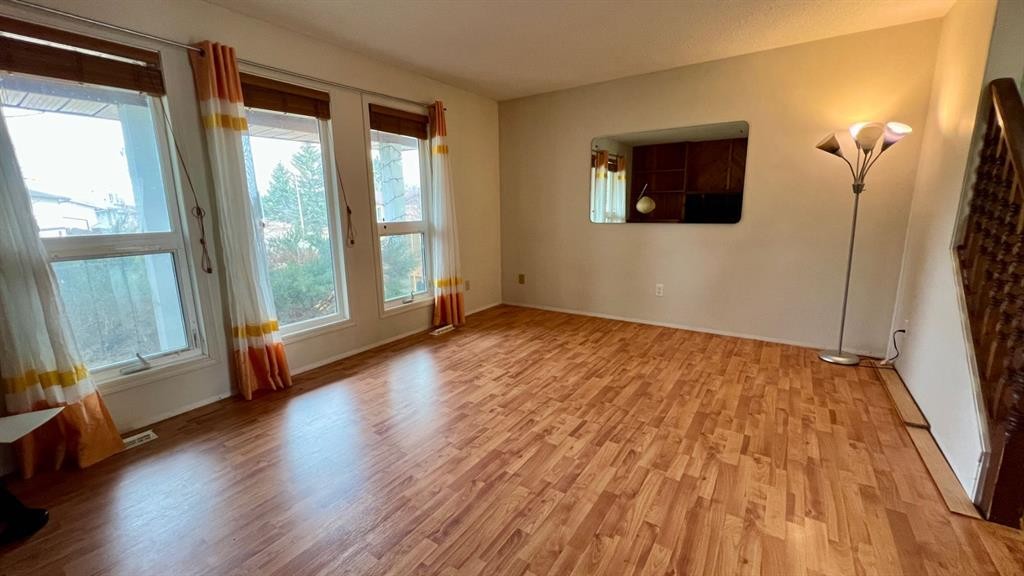 177 Shacker Cres, Hanna, AB - Indoor Photo Showing Other Room