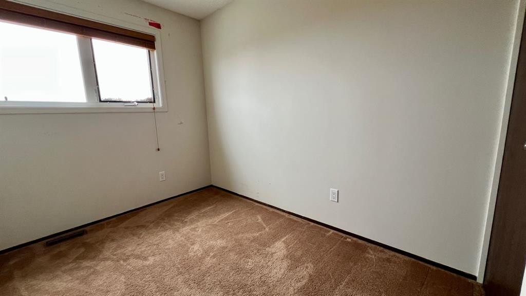 177 Shacker Cres, Hanna, AB - Indoor Photo Showing Other Room