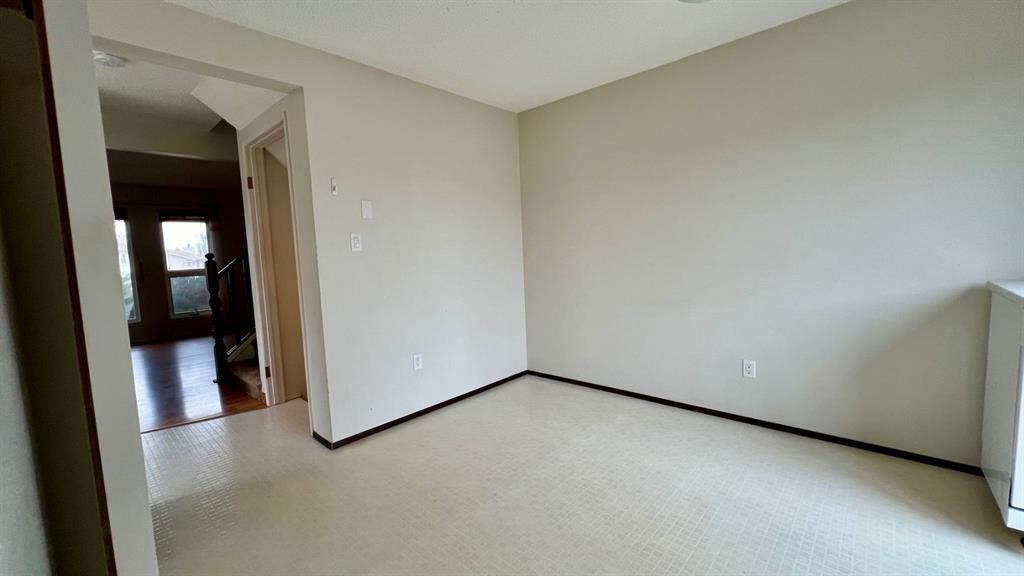 177 Shacker Cres, Hanna, AB - Indoor Photo Showing Other Room