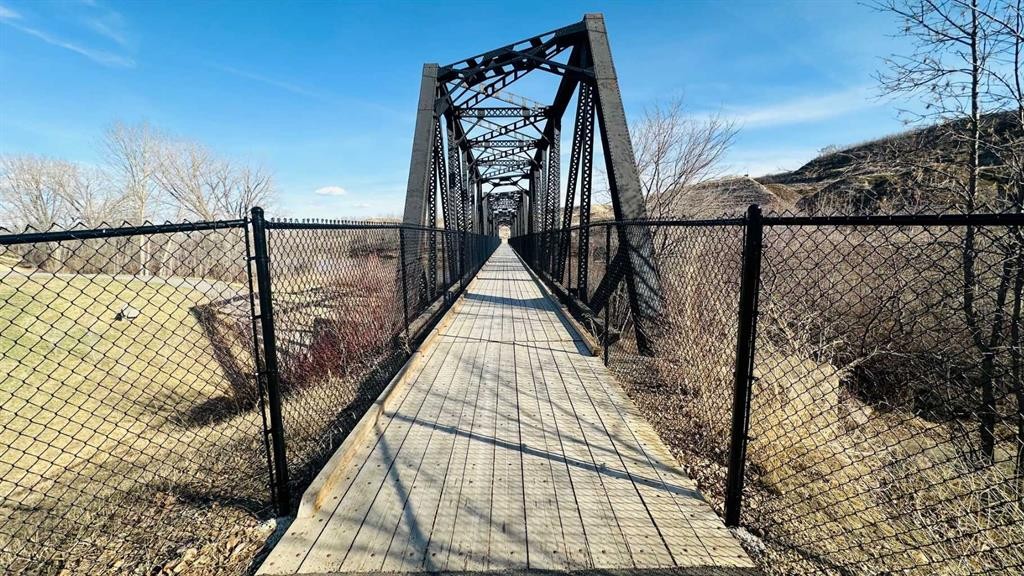 103 24 Street Nw, Drumheller, AB