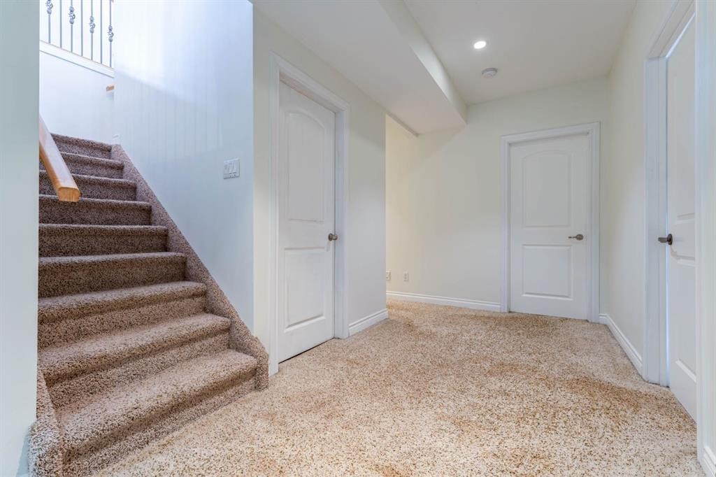 1258 1 Avenue Nw, Drumheller, AB - Indoor Photo Showing Other Room