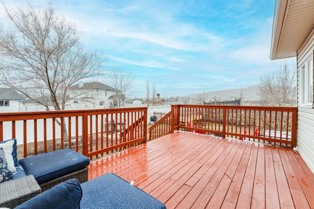 1258 1 Avenue Nw, Drumheller, AB - Outdoor With Deck Patio Veranda With Exterior