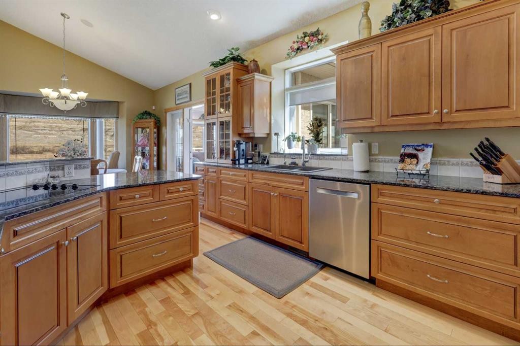 26 Willow Point, Drumheller, AB - Indoor Photo Showing Kitchen With Double Sink