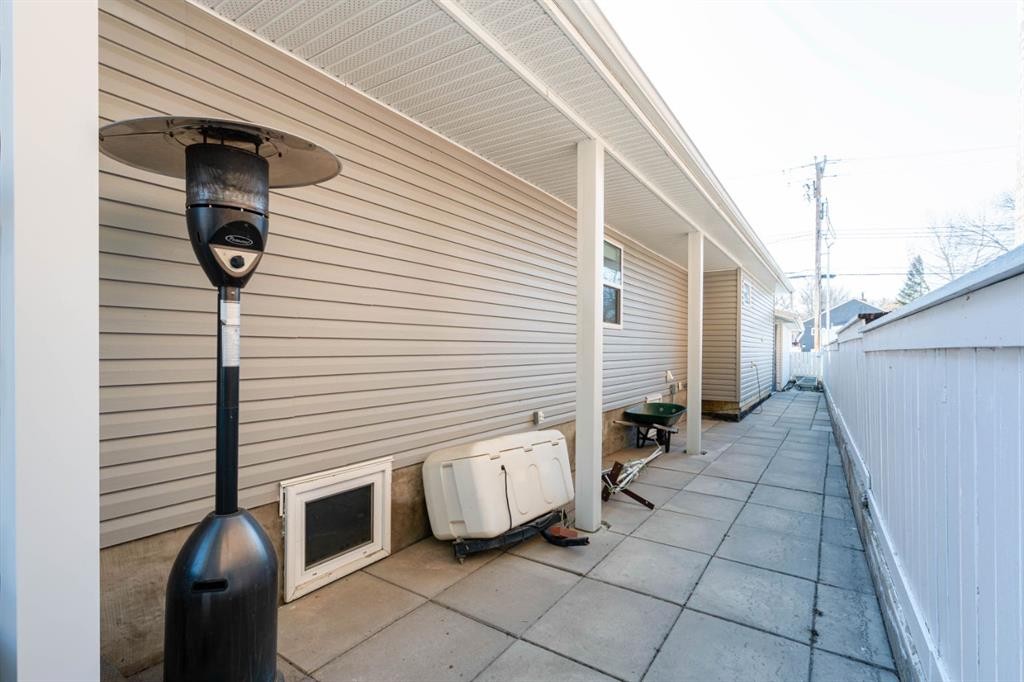 145 Centre Street, Drumheller, AB - Outdoor With Exterior