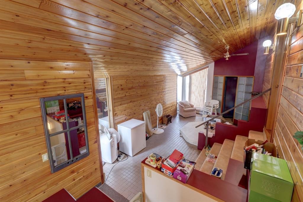 109 5Th Ave West, Hanna, AB - Indoor Photo Showing Other Room