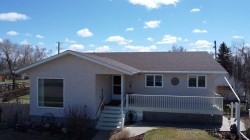 217 & 219 7 Avenue EASTHanna, AB T0J 1P0