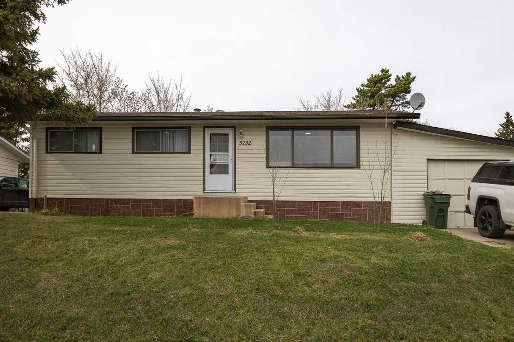 5132 49 Avenue, Onoway, AB - Outdoor